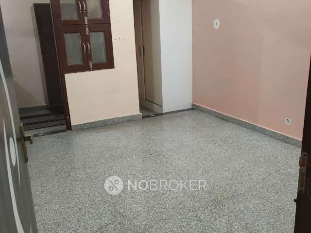 2 BHK Flat In Standalone Building for Rent In Sector 23a