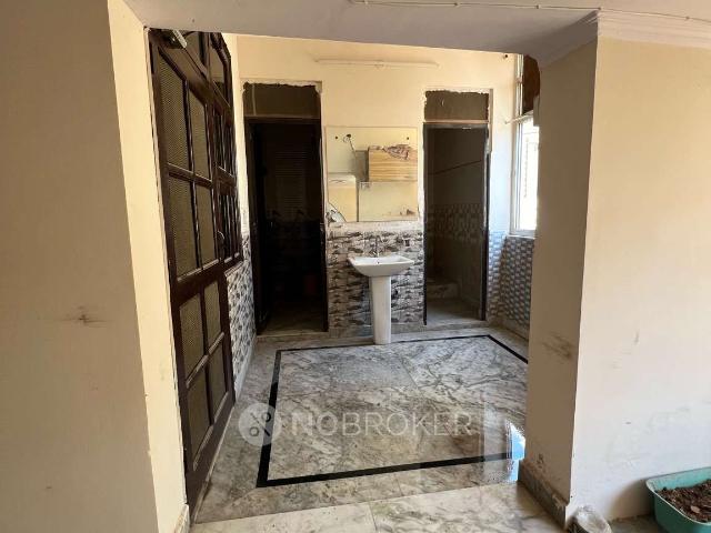 2 BHK Flat In Standalone Building for Rent In Sector 37a, Sector 37