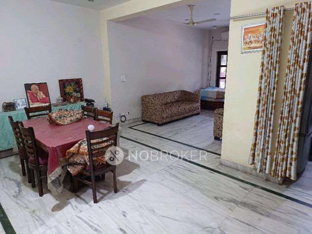 2 BHK Flat In Standalone Building for Rent In Sector 49