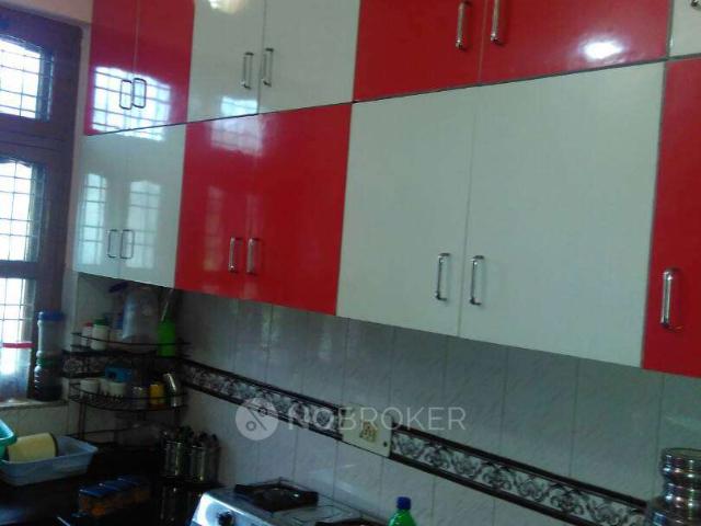 2 BHK Flat In Standalone Building for Rent In Sector 7