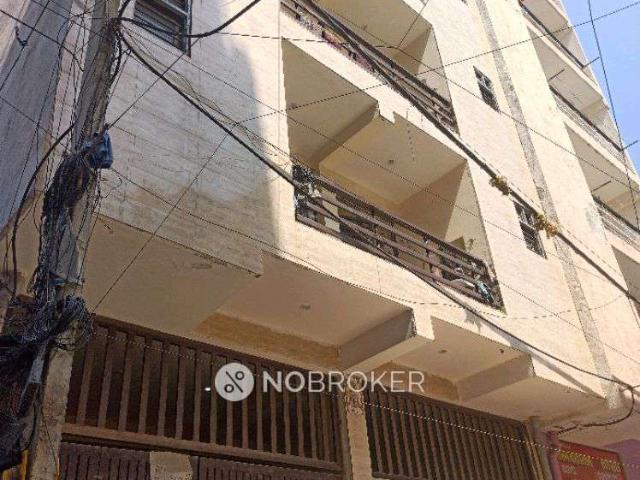 2 BHK Flat In Standalone Building for Rent In Palam Vihar