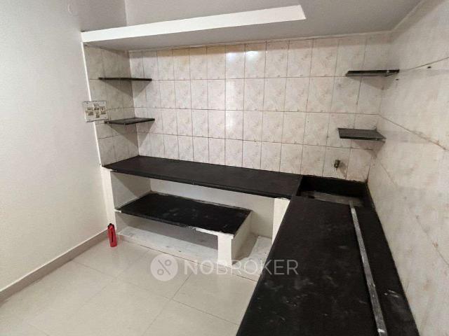 2 BHK Flat In Standalone Building for Rent In Teacher's Colony