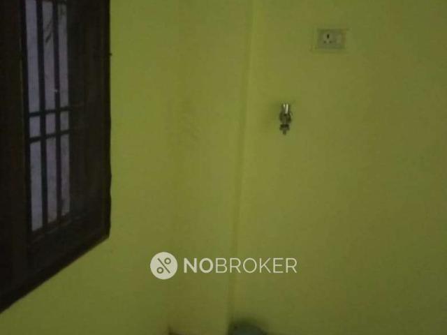 2 BHK Flat In Standalone Building for Rent In Urapakkam