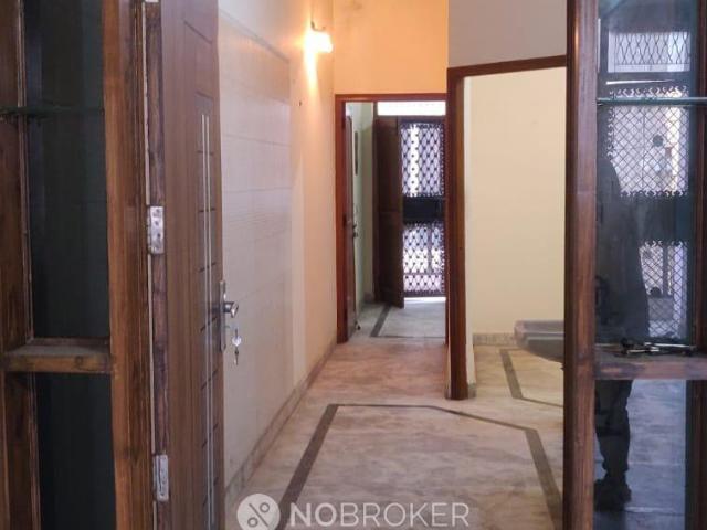 2 BHK Flat In Standalone Building for Rent In Uttam Nagar