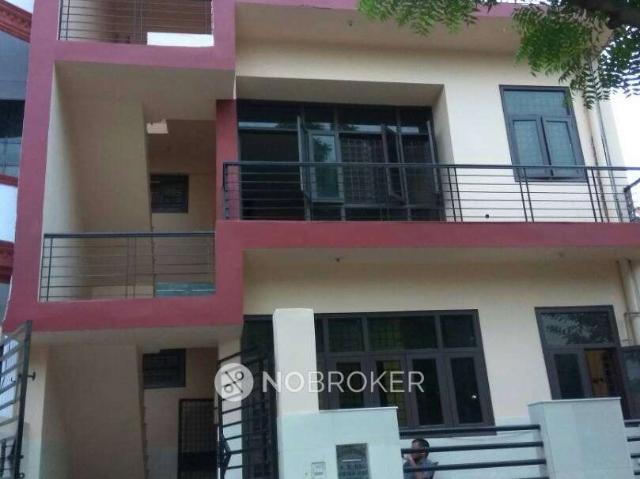 2 BHK Flat In Standalone Building For Sale In Beta 1