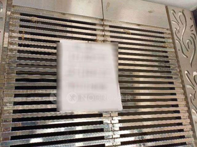 2 BHK Flat In Standalone Building For Sale In Dashrath Puri