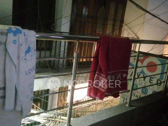 2 BHK Flat In Standalone Building For Sale In Shaheen Bagh