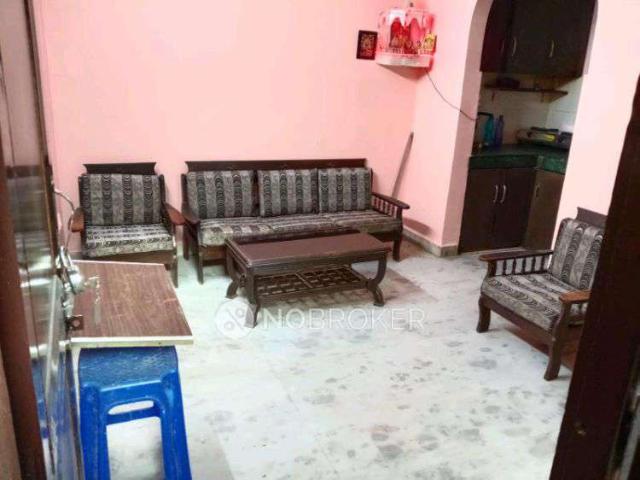 2 BHK Flat In Standalone Building For Sale In Patel Nagar