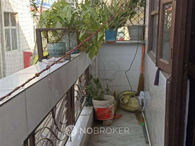2 BHK Flat In Standalone Building For Sale In Palam