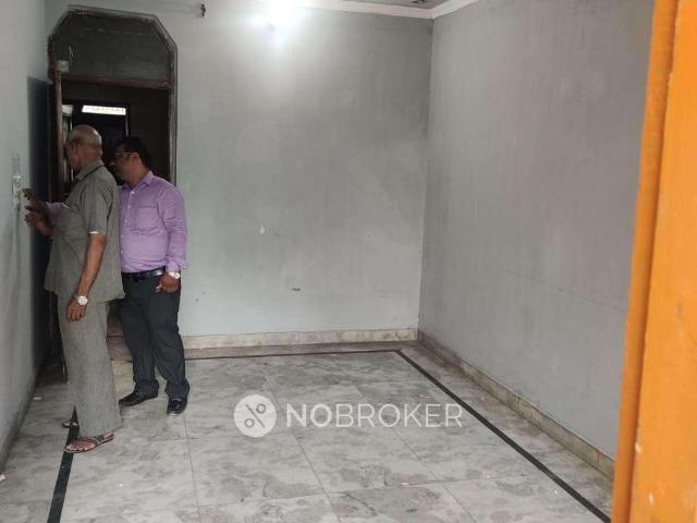2 BHK Flat In Standalone Building For Sale In Rohini