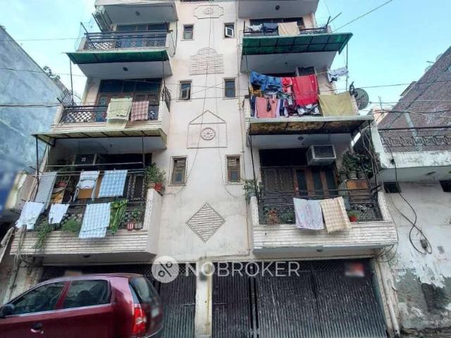 2 BHK Flat In Standalone Building For Sale In Uttam Nagar