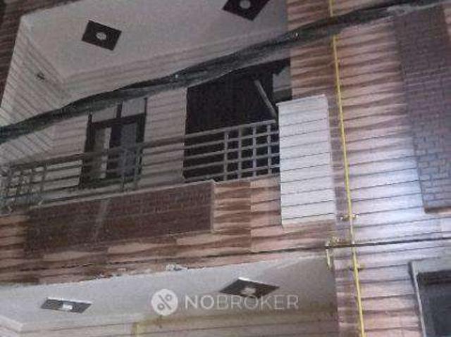 2 BHK Flat In Standalone Building For Sale In Uttam Nagar
