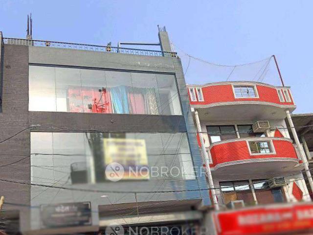 2 BHK Flat In Standalonebuilding For Sale In Sangam Vihar