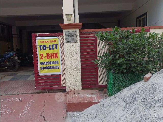 2 BHK Flat In Standalong Building for Rent In Gachibowli