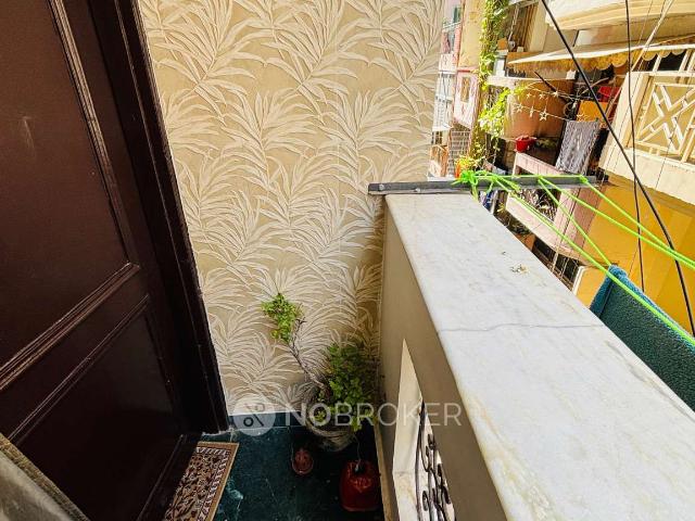 2 BHK Flat In Standlone Building For Sale In Krishna Nagar