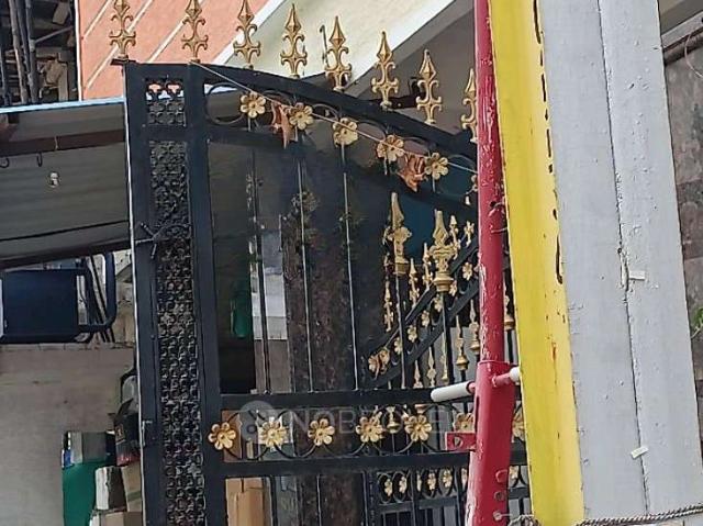 2 BHK Flat In Standlone Building for Rent In Kondapur