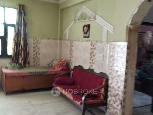 2 BHK Flat In Standlone Building for Rent In Rohini
