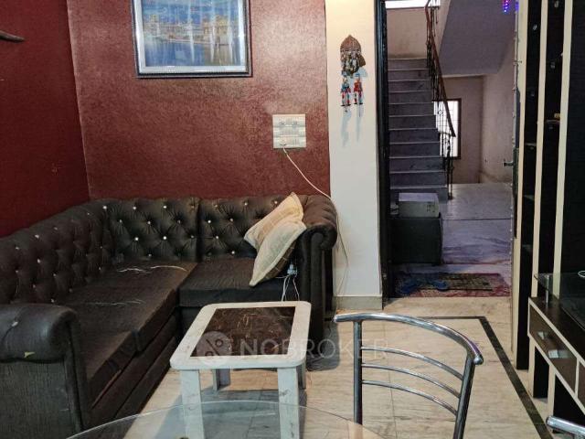 2 BHK Flat In Standlaone Building for Rent In Jalan Farm