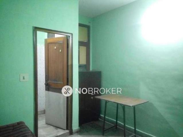 2 BHK Flat In Standlaone Building For Sale In Patel Nagar
