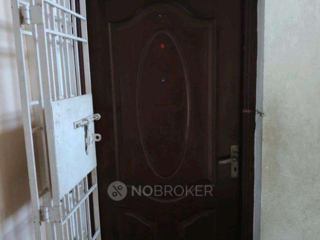 2 BHK Flat In Subhiksha Vijayam, Arumbakkam For Sale In 78