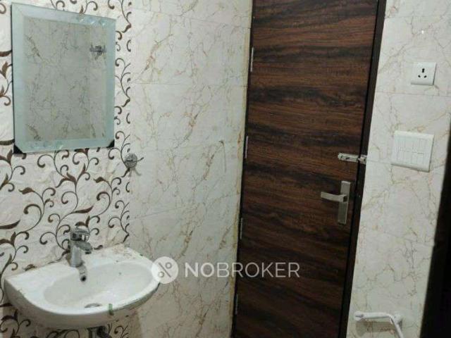 2 BHK Flat In Sunita Niwas For Sale In Dwarka