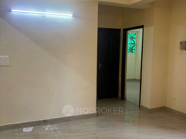 2 BHK Flat In Supertech 34 Pavilion, Sector 34 for Rent In