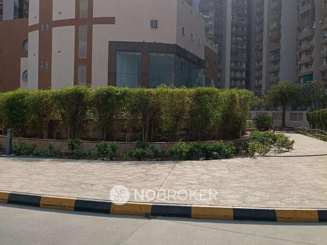 2 BHK Flat In Supertech Capetown, Sector 74 for Rent In Sec