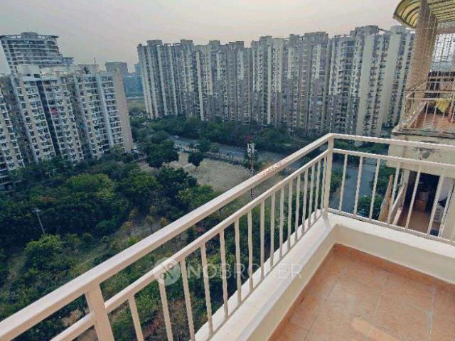 2 BHK Flat In Supertech Ecociti For Sale In Sector 137