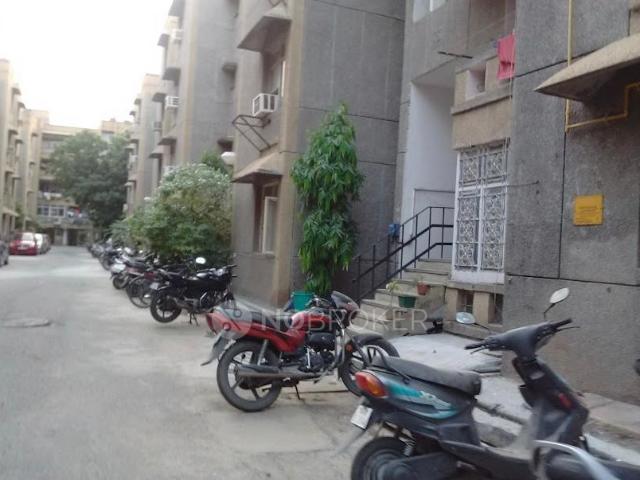 2 BHK Flat In Swarnjayanti Rail Nagar, Sector 50 for Rent I