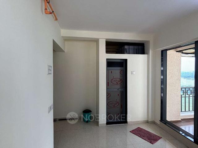2 BHK Flat In Swastik Mahalaxmi Ashish D Wing for Rent In M