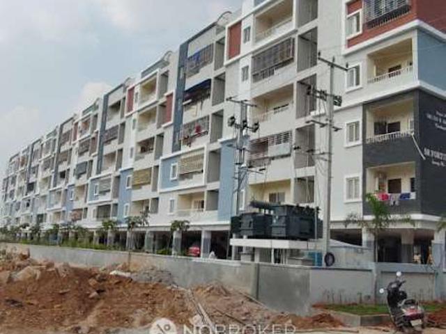 2 BHK Flat In S R Fortune Enclave for Rent In Madhapur
