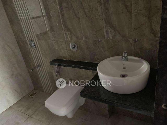 2 BHK Flat In Saarrthi Skybay Ii For Sale In Mahalunge