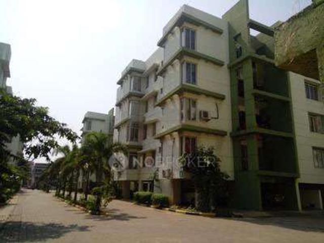 2 BHK Flat In Sahar Tower For Sale In Tondiarpet