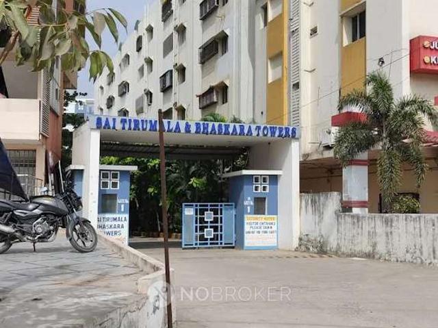 2 BHK Flat In Sai Thrimula &bhasker Towers For Sale In Champapet