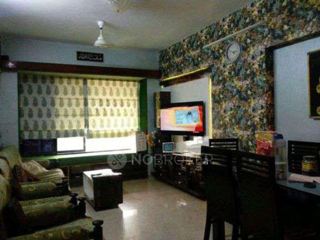 2 BHK Flat In Sai Adarsh Co Operative Society For Sale In Borivali West