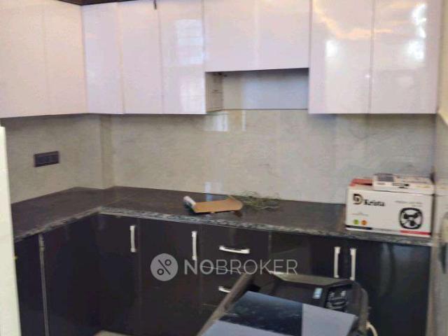 2 BHK Flat In Sai Apartment For Sale In Junction Pizza