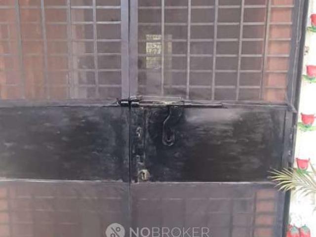 2 BHK Flat In Sai Nivas Apts, sv Nagar, nagaram For Sale In C