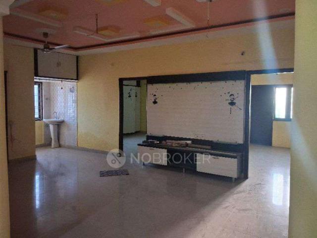 2 BHK Flat In Sai Priya Colony for Rent In 11 1142, Raghura
