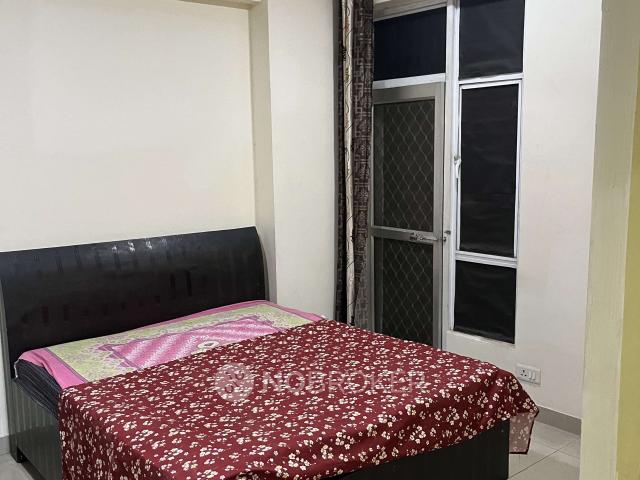 2 BHK Flat In Sanskriti Vihar 10th Avenue for Rent In Gaur City 2