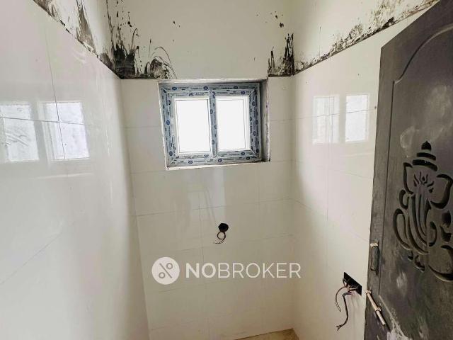 2 BHK Flat In Santhosha Residency For Sale In Karunamaya Colony