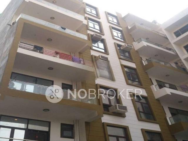 2 BHK Flat In Sapphire Tower for Rent In Sector 104