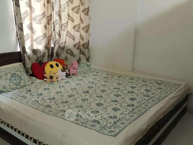 2 BHK Flat In Sapphire Towers, Charoli For Sale In Sapphire Towers