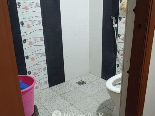 2 BHK Flat In Saroja Classic For Sale In Vadapalani