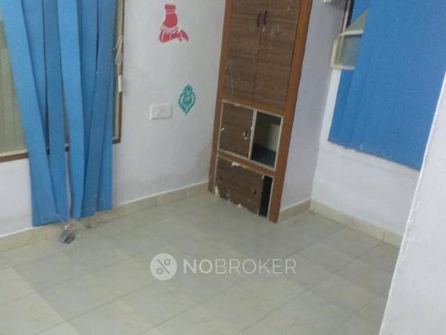 2 BHK Flat In Saravanan Apartment For Sale In Vadapalani