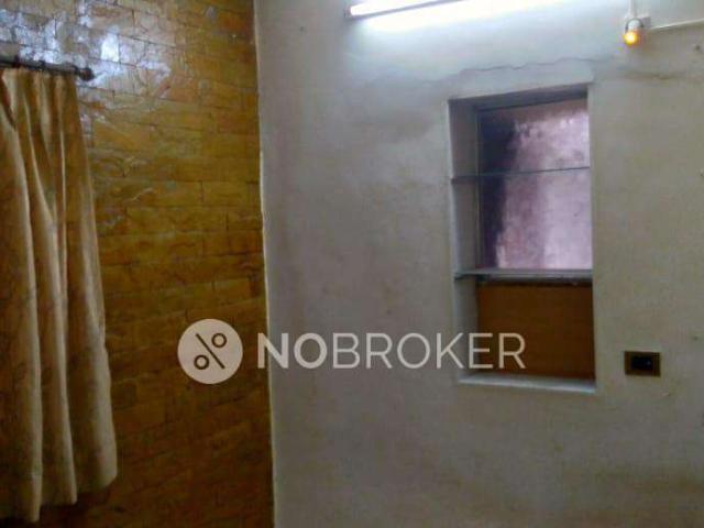 2 BHK Flat In Sargam Cooperative Housing Society Limited For Sale In Goregaon West