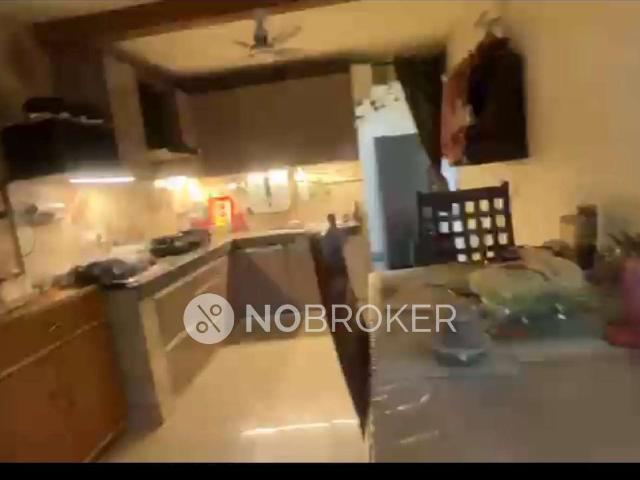 2 BHK Flat In Satndalone Building For Sale In Safdarjung Enclave