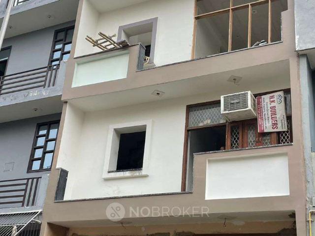 2 BHK Flat In Sb for Rent In Beta Ii