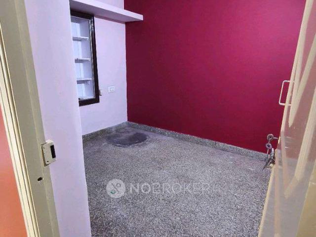 2 BHK Flat In Sb for Rent In Indiranagar