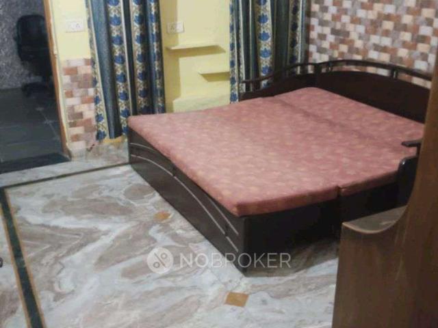 2 BHK Flat In Sb for Rent In Sector 40