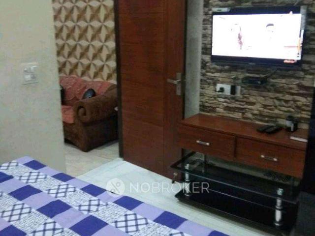 2 BHK Flat In Sb for Rent In Vasundhara